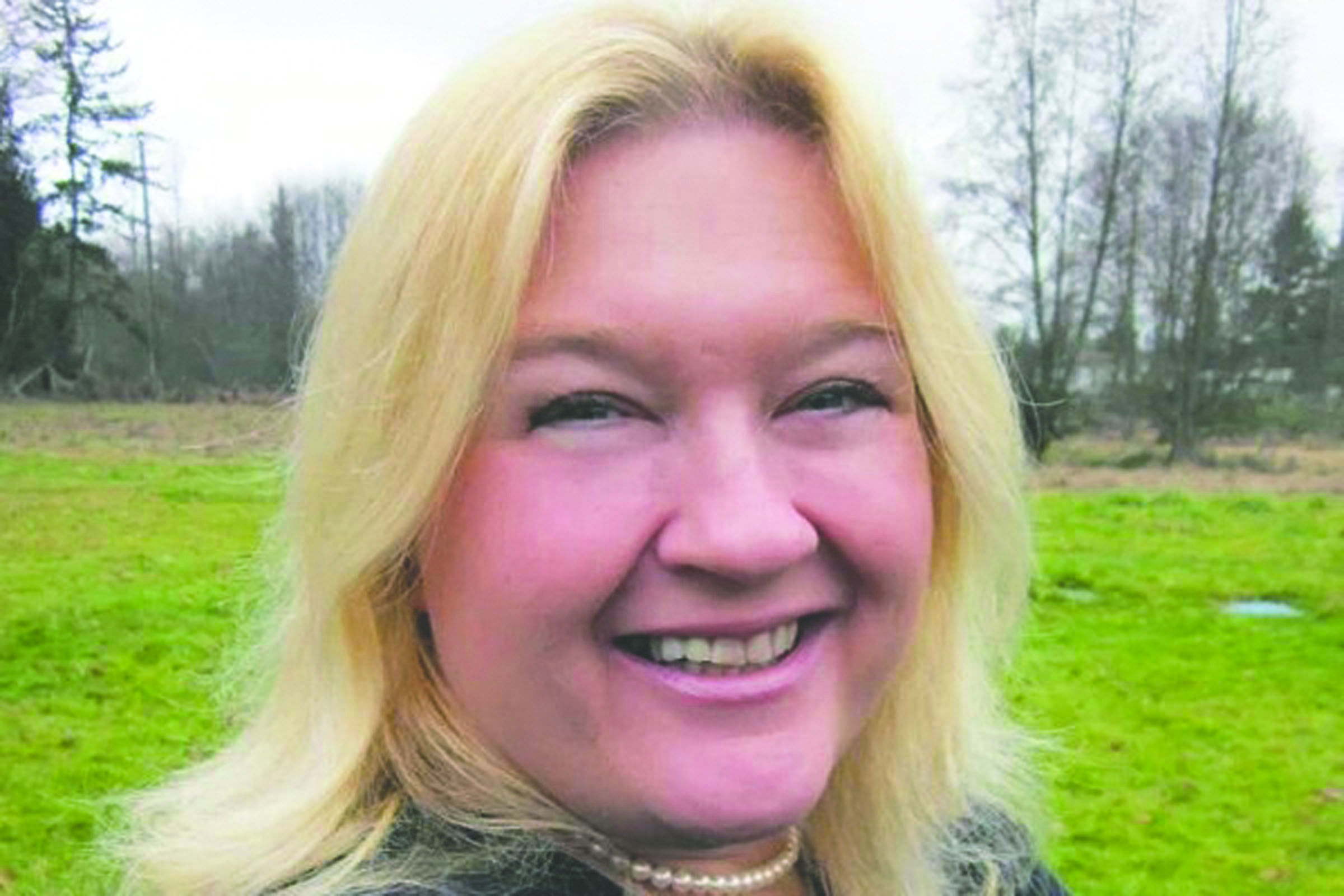 Musical review set Saturday in Sequim to aid theater director