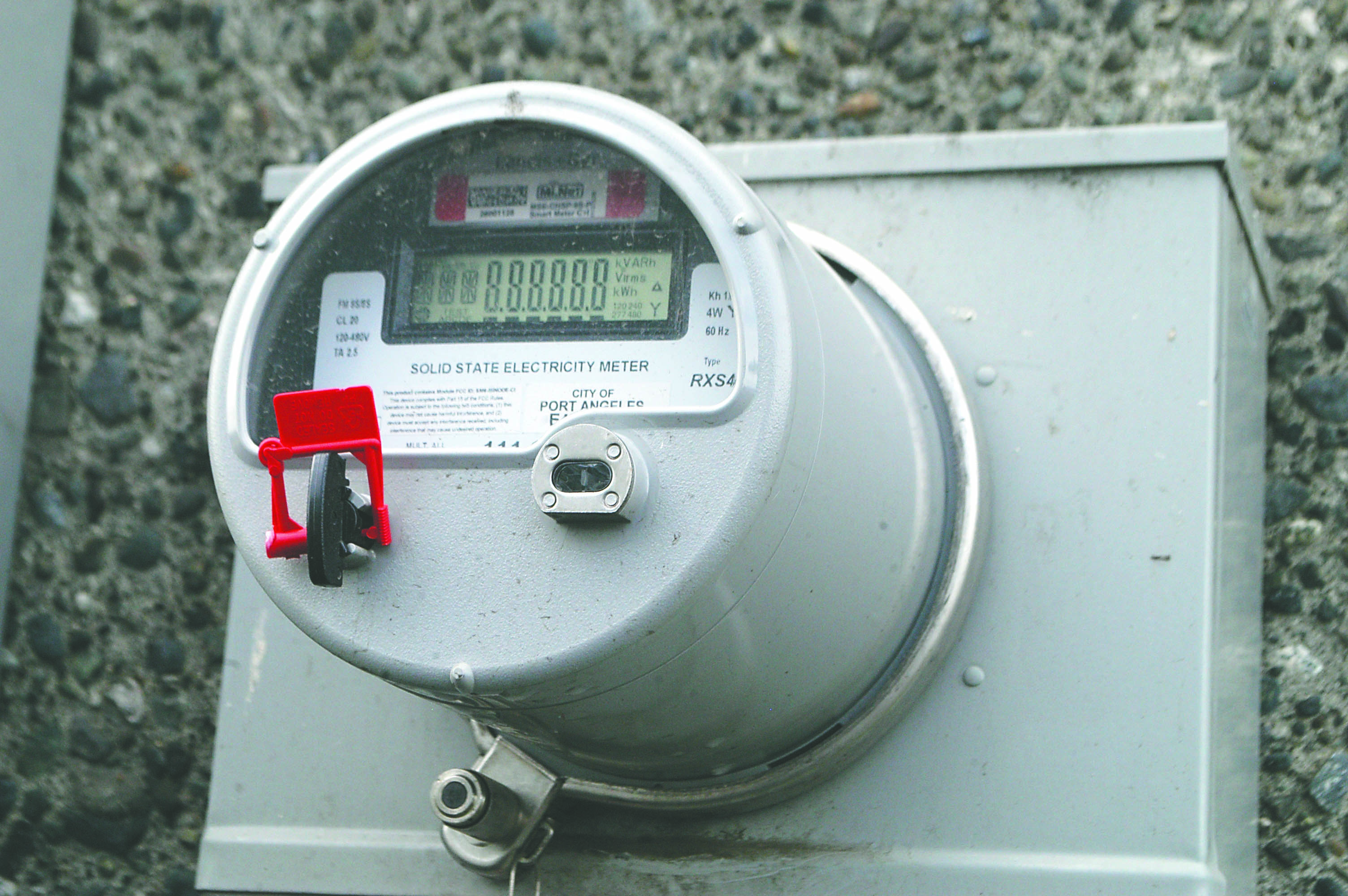 Port Angeles panel urges OK of smart-meter consultant at a little less cost: $87,500