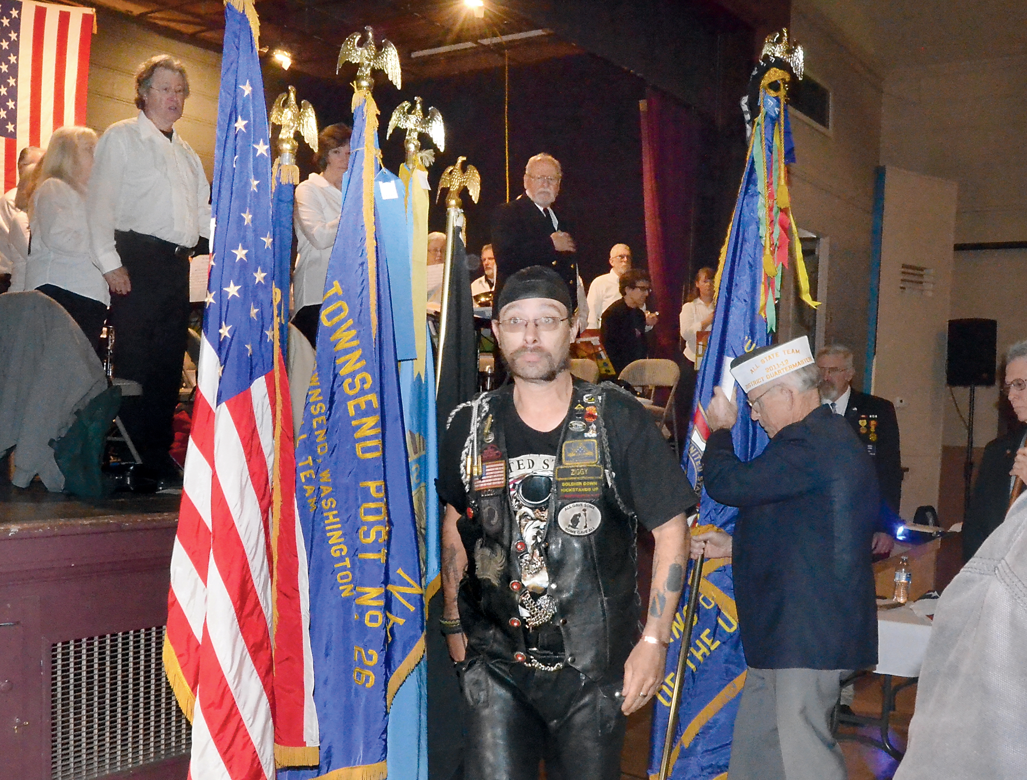 Honor Guard members Bruce “Ziggy” Schupp