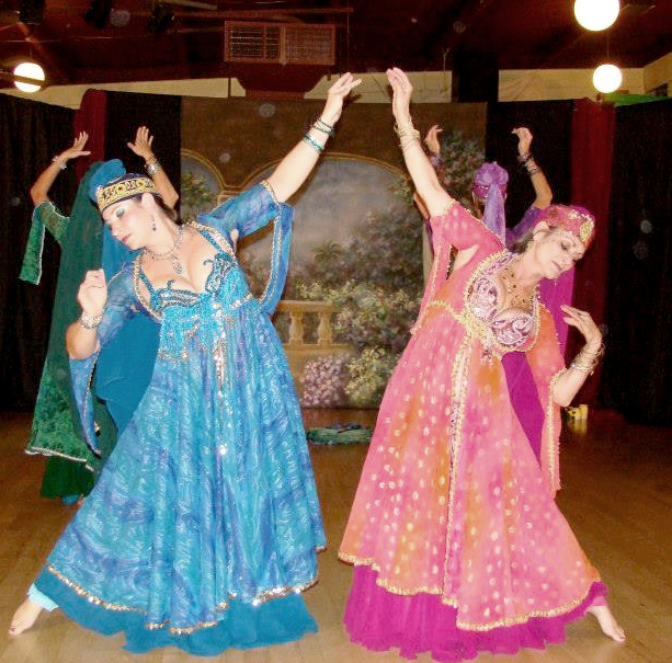 The Shula Azhar troupe