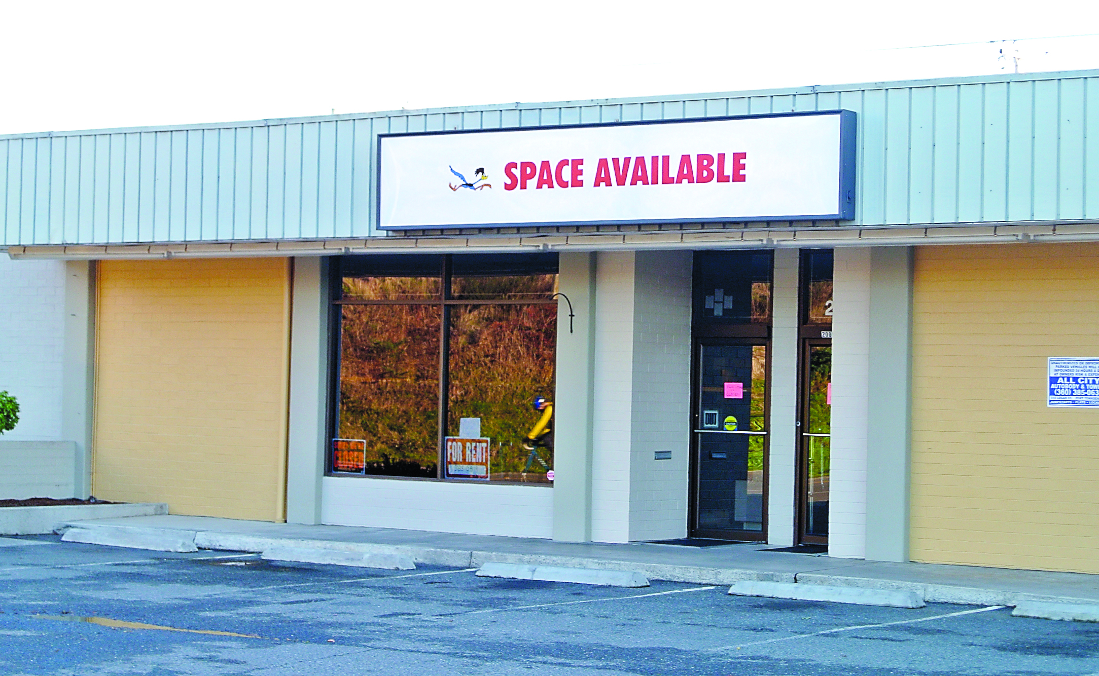 The space that once housed Port Townsend’s state liquor store at 2005 E. Sims Way now looks for a refill. -- Photo by Charlie Bermant/Peninsula Daily News
