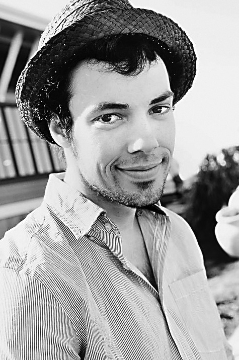 Singer returning to one of his home towns