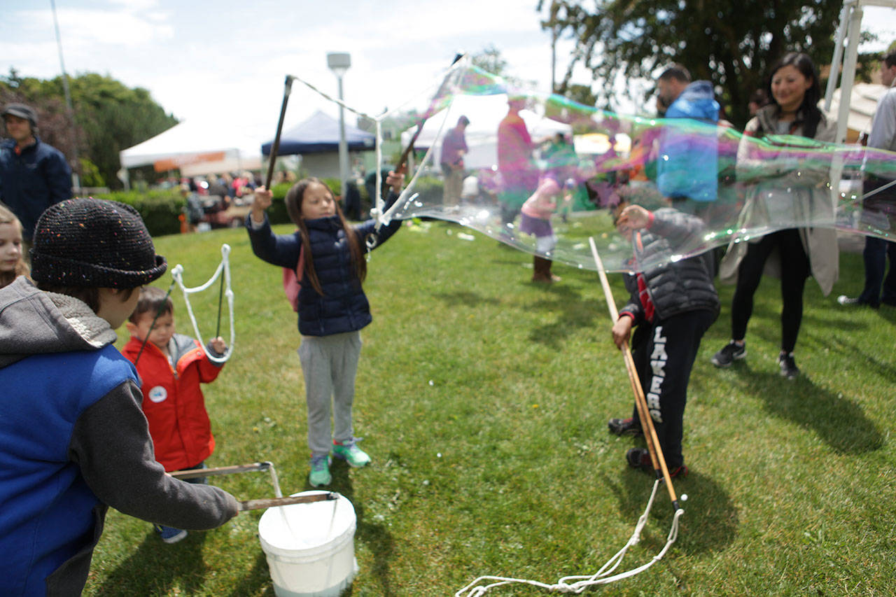 Children with bubbles at a Jefferson County Farmers Market last year. (Jefferson County Farmers Market)