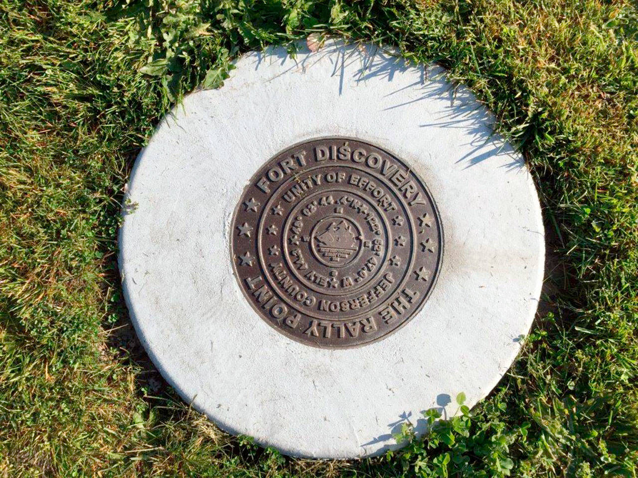 Fort Discovery is offering a $3,500 reward to anyone who can provide information that leads to the return of this rally marker and the conviction of whoever took it. (Jefferson County Sheriff’s Office)