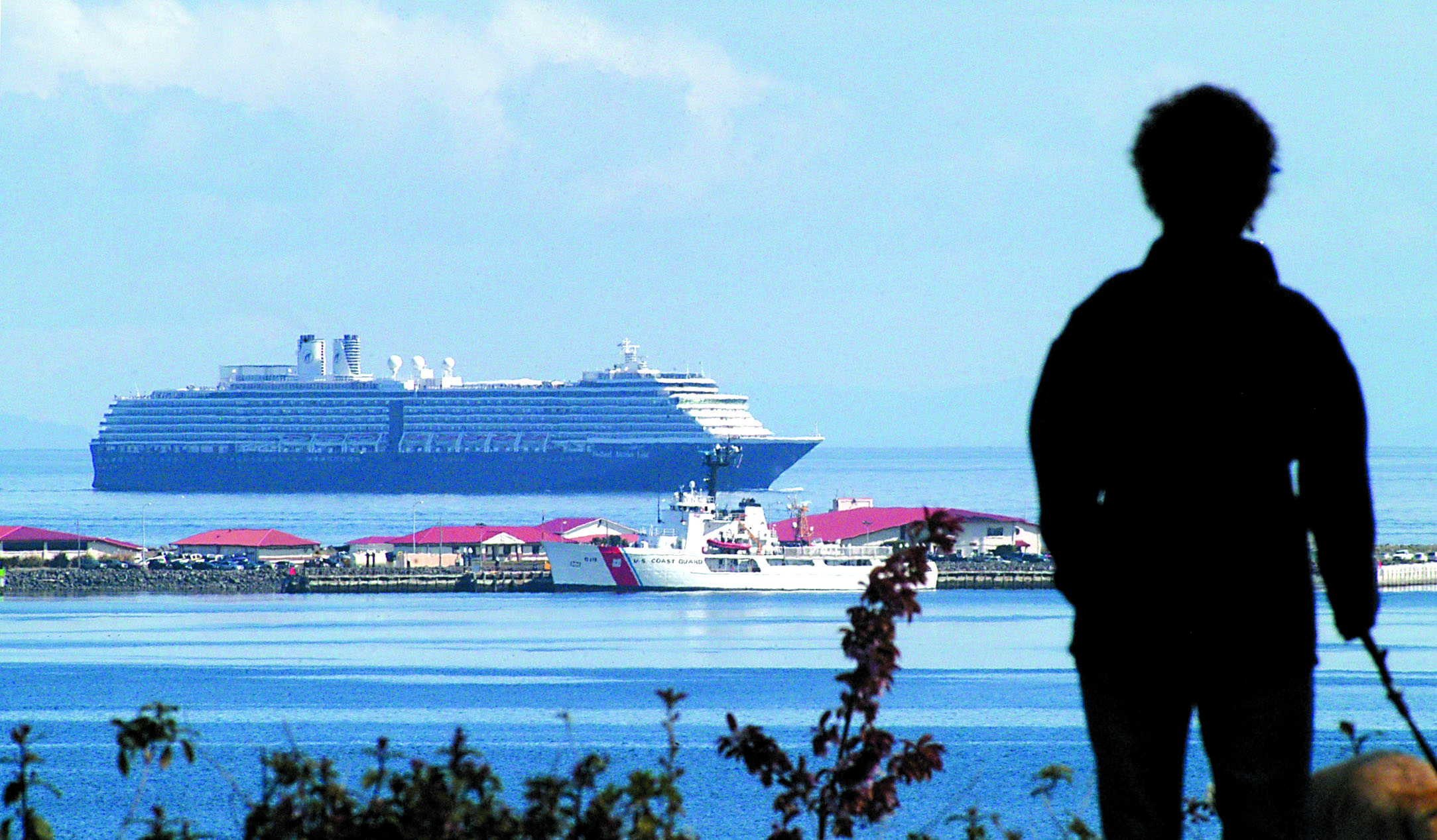 Holland America's ms Oosterdam spent 11 hours in Port Angeles on Wednesday. Keith Thorpe/Peninsula Daily News