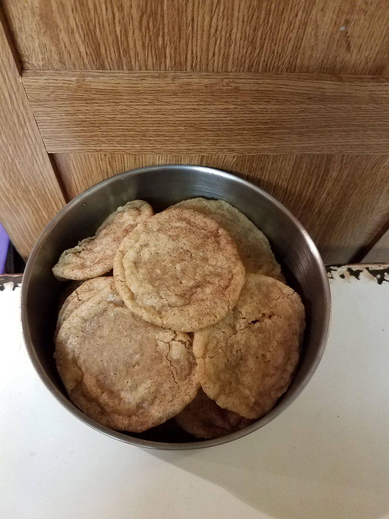Snickerdoodles wait to be eaten. (Emily Hanson/Peninsula Daily News)