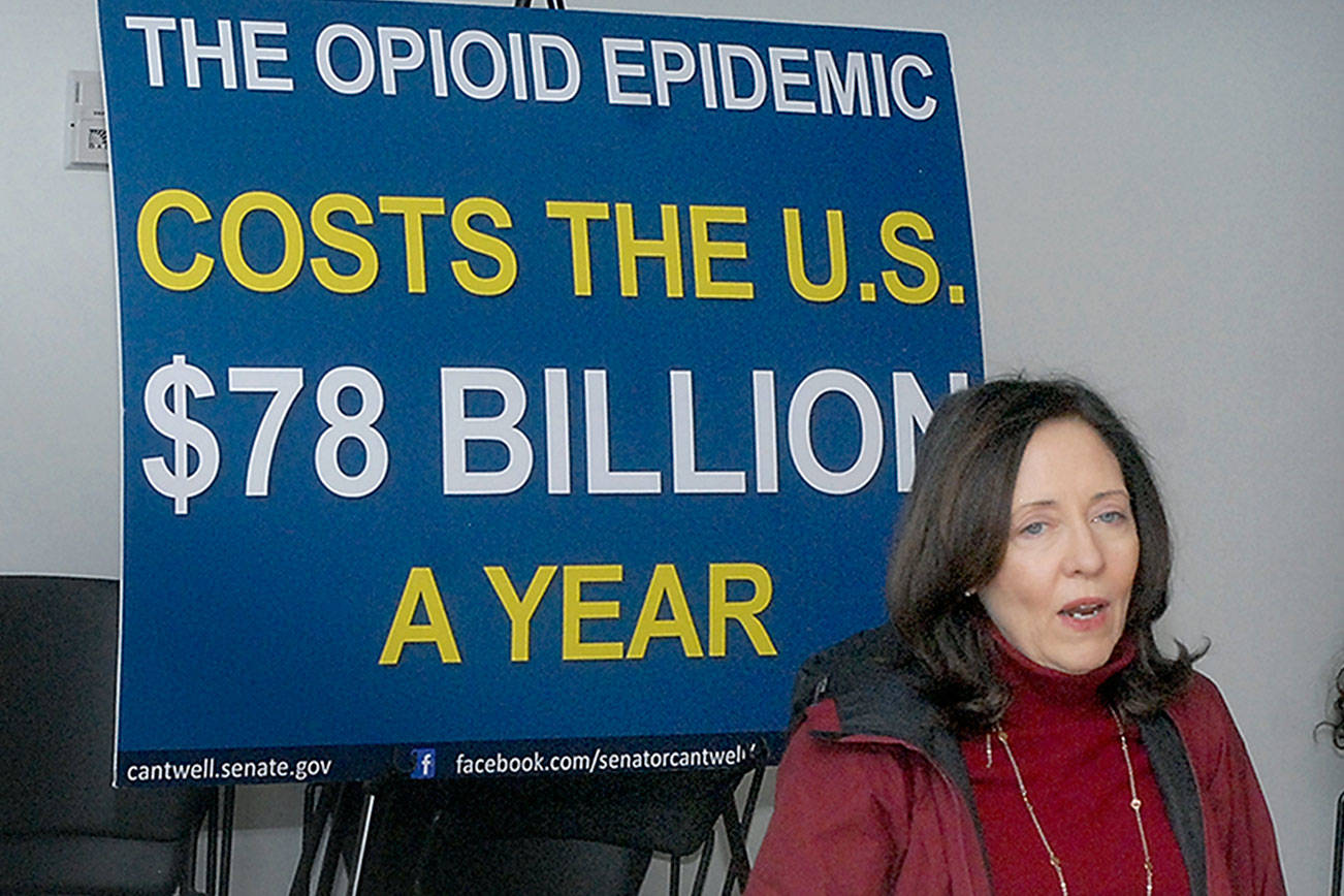 U.S. senator tells Peninsula health officials of opioid efforts