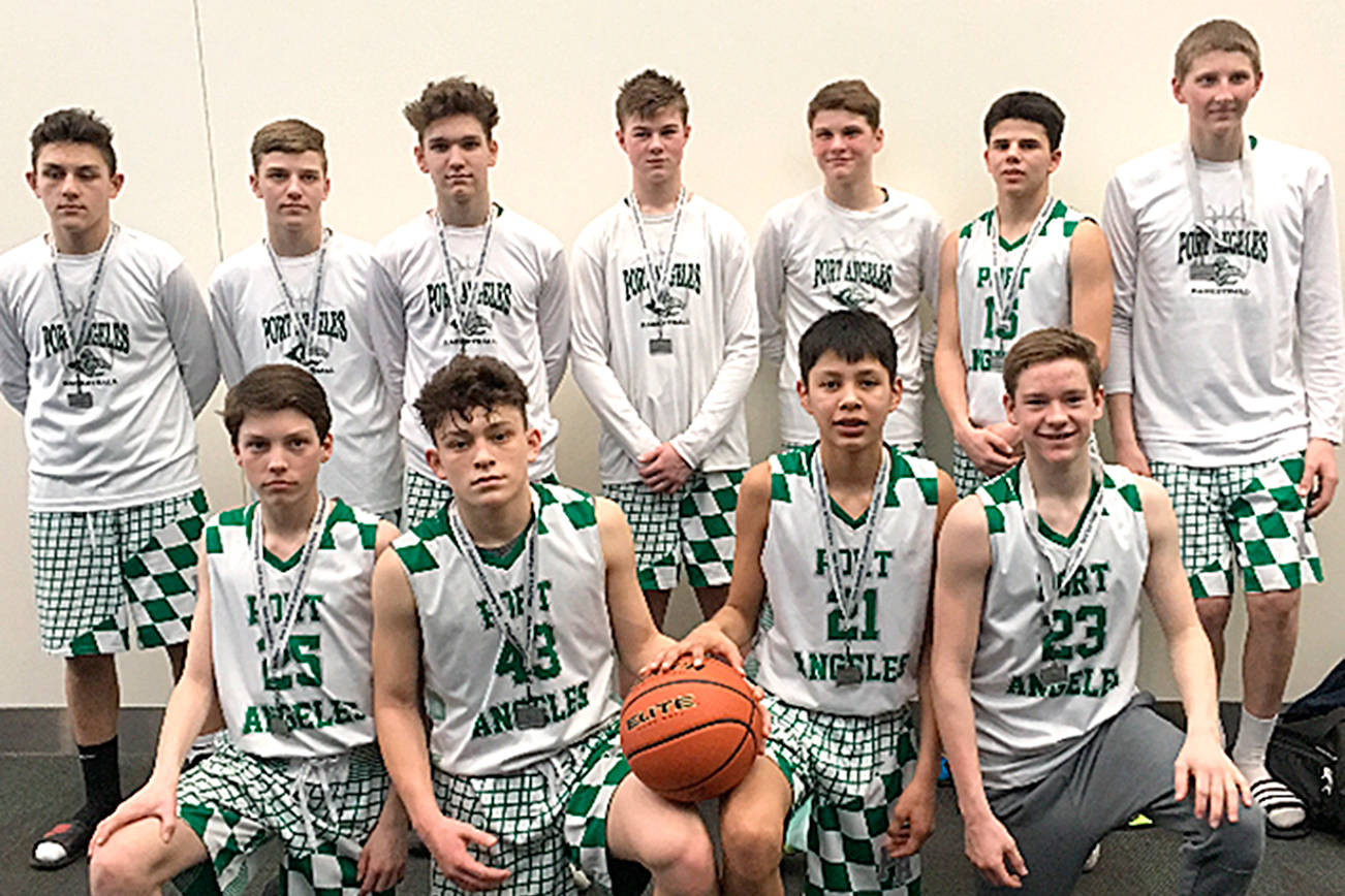 SPORTS BRIEFS: Coed soccer league forming in Port Angeles, WIAA has scholarship for high school seniors, Port Angeles eighth-graders fare well at hoops tourney