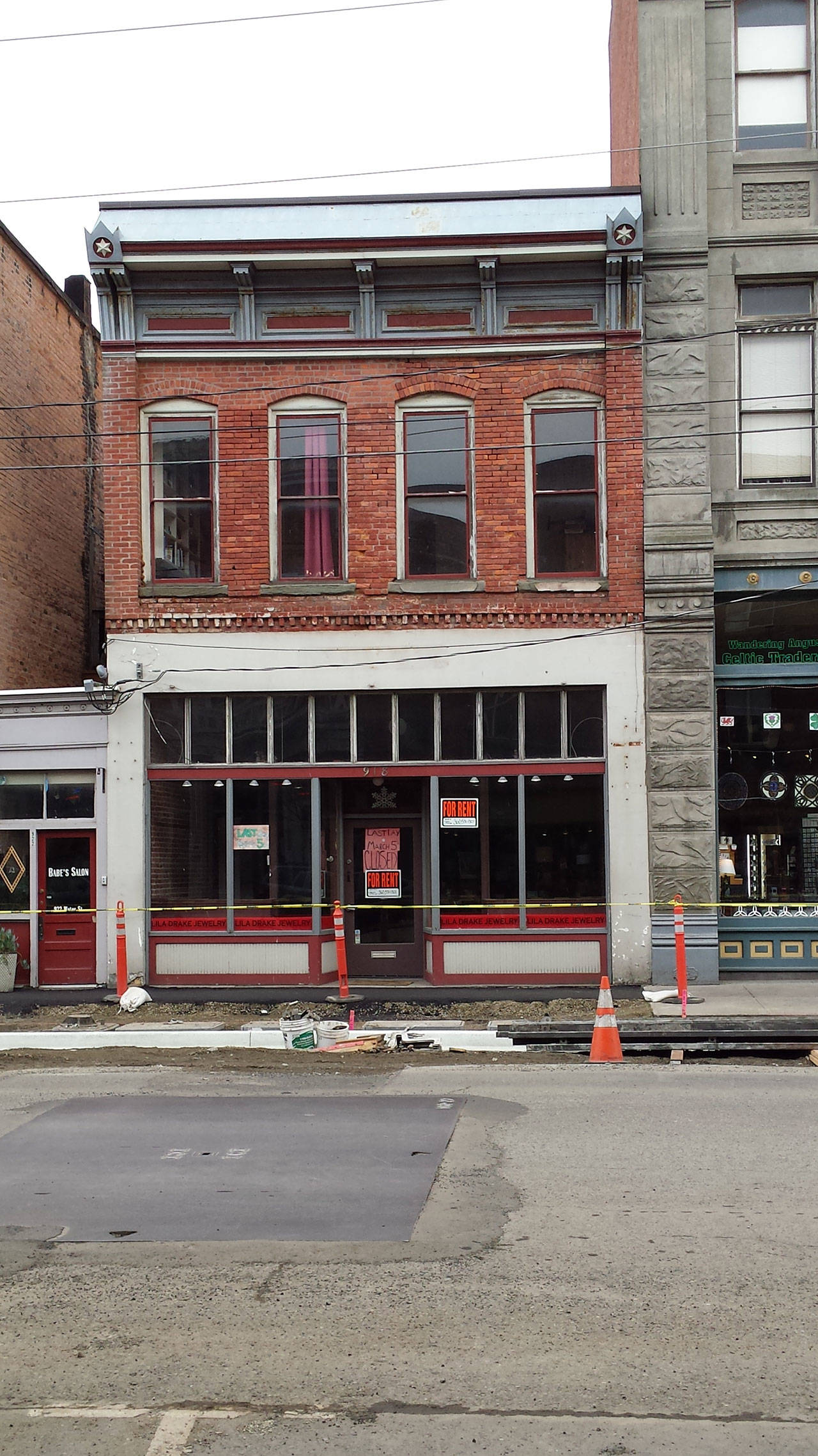 The Zee Tai & Co. building was located here at 918 Water St. in Port Townsend. (Linnea Patrick/for Peninsula Daily News)