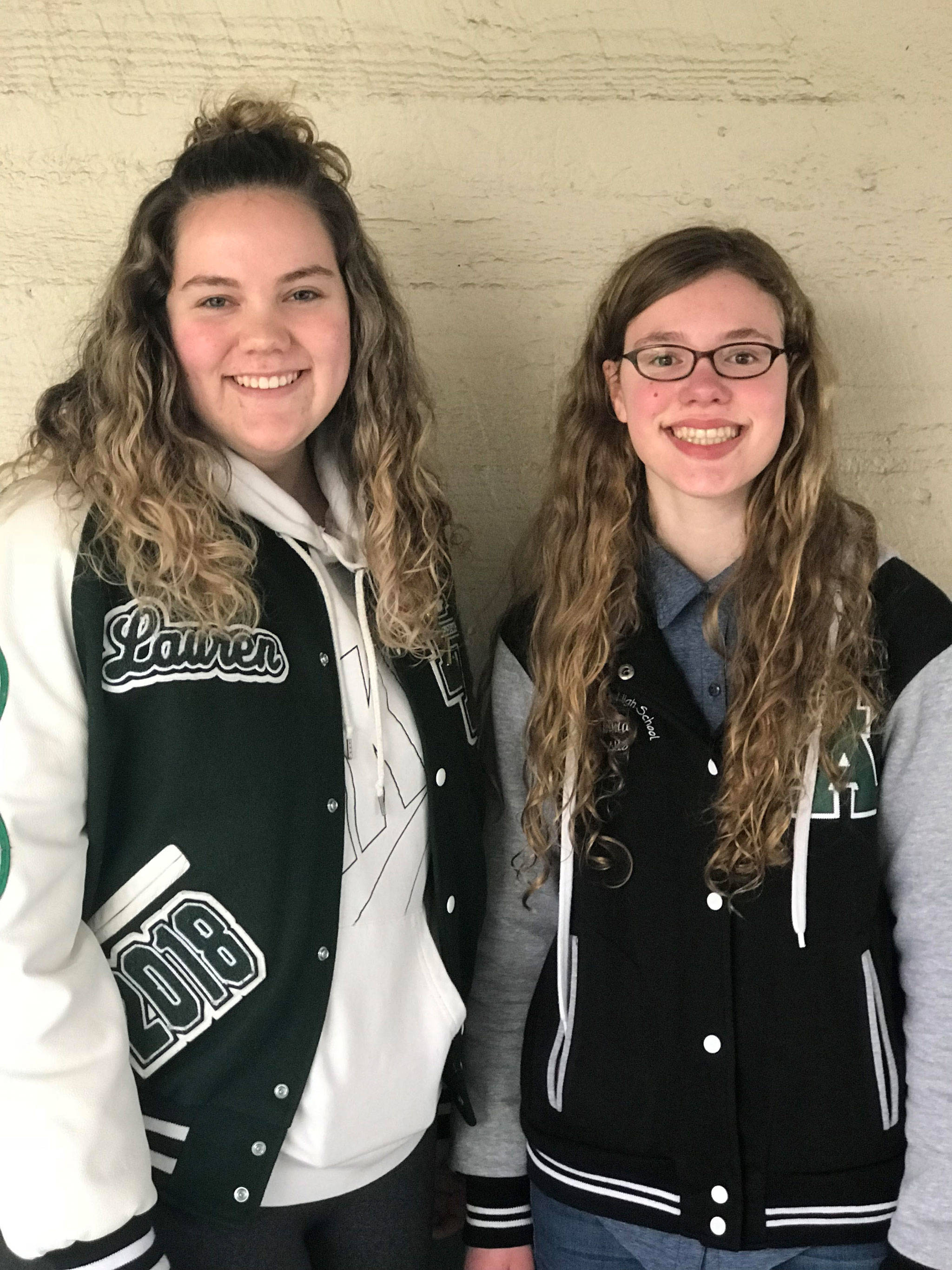 Viola player Lauren Waldron, left, and pianist Emma Weller perform at noon Tuesday for St. Luke’s Episcopal Church’s Music Live with Lunch.