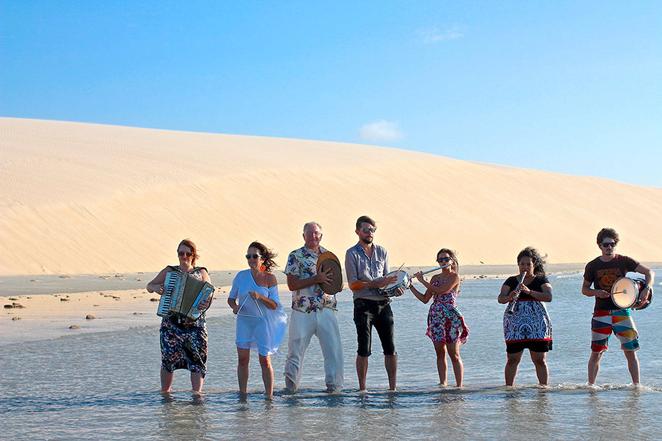 En Canto to play for new Art in the Library exhibit