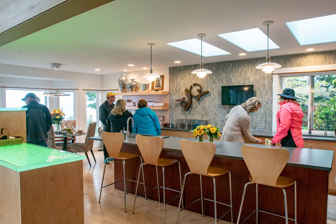 Steve Mullensky/for Peninsula Daily News