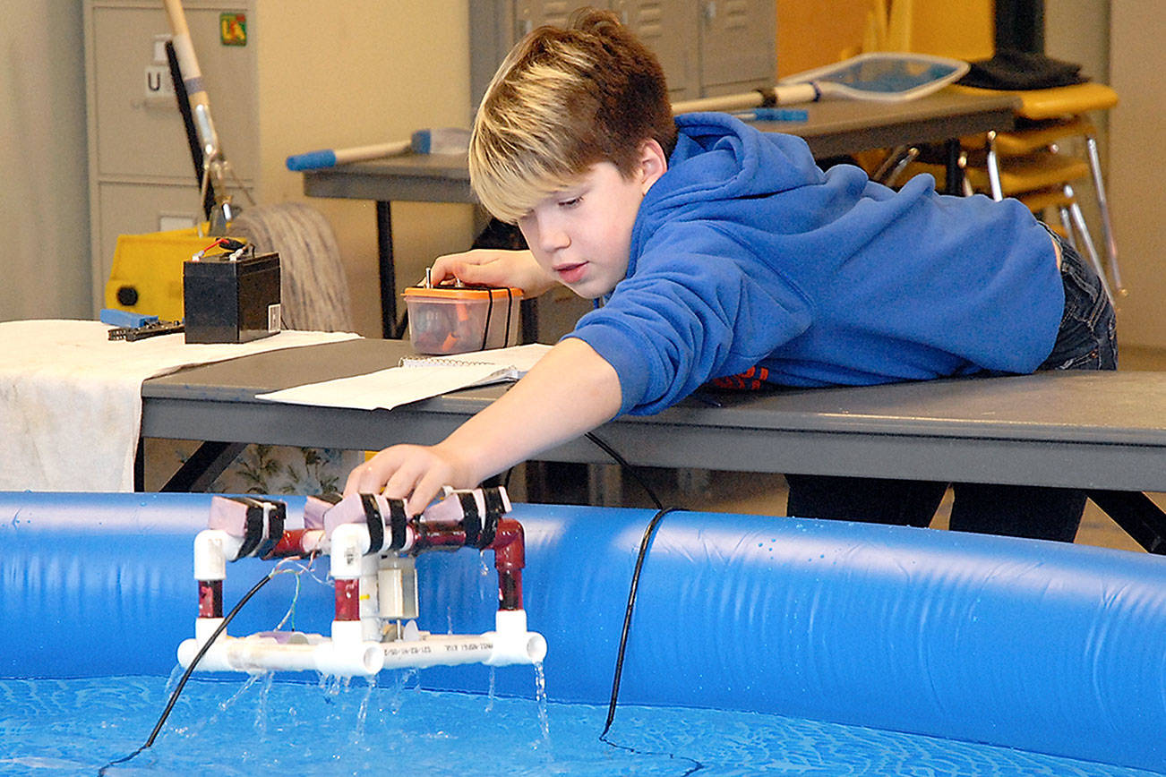 PHOTO: Young underwater engineers in Port Angeles
