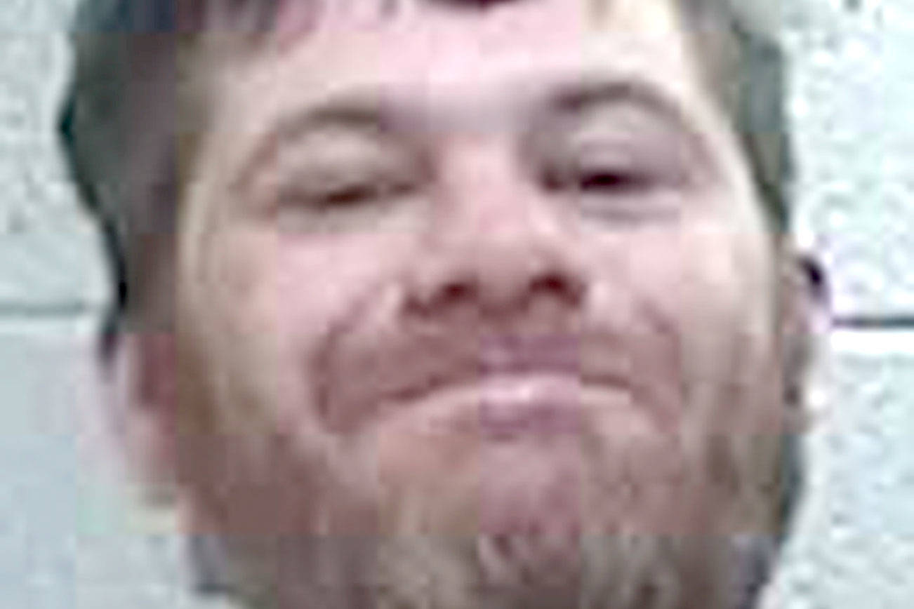 No-show for Port Angeles court hearing turns himself in