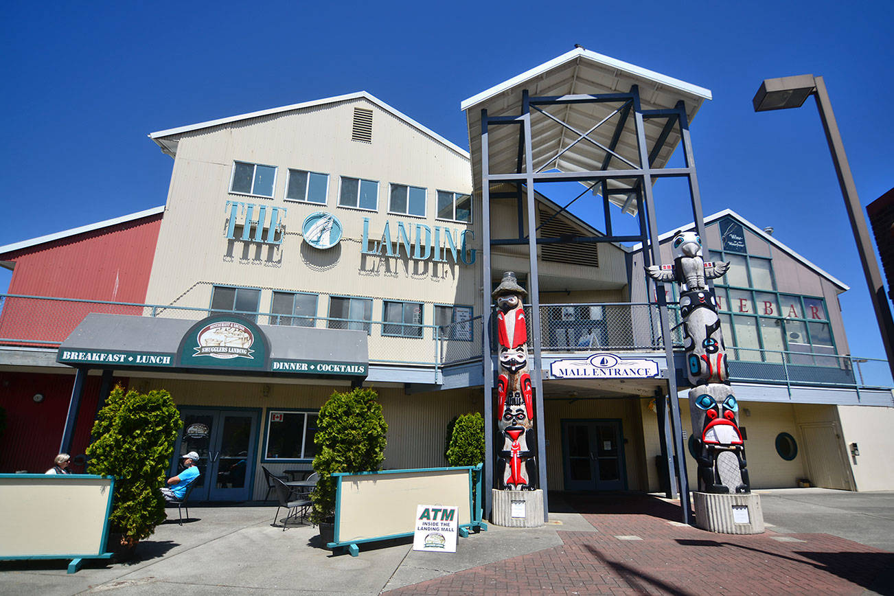 Accused thief held on $75,000 bail