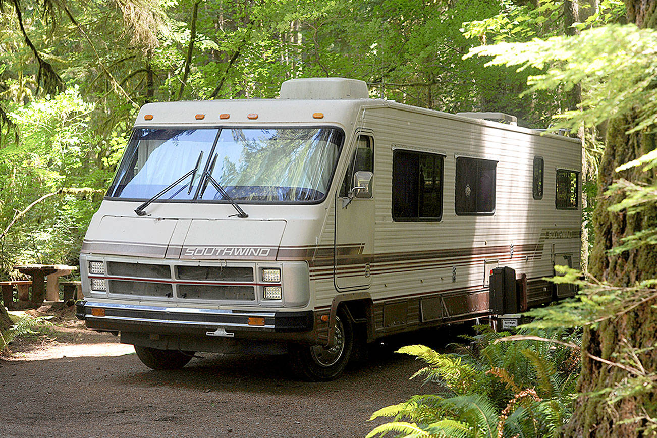 Three-hour standoff ends in arrest at Klahowya Campground