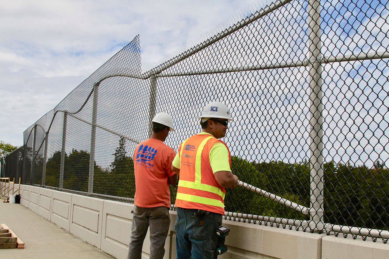 Dave Logan/for Peninsula Daily News