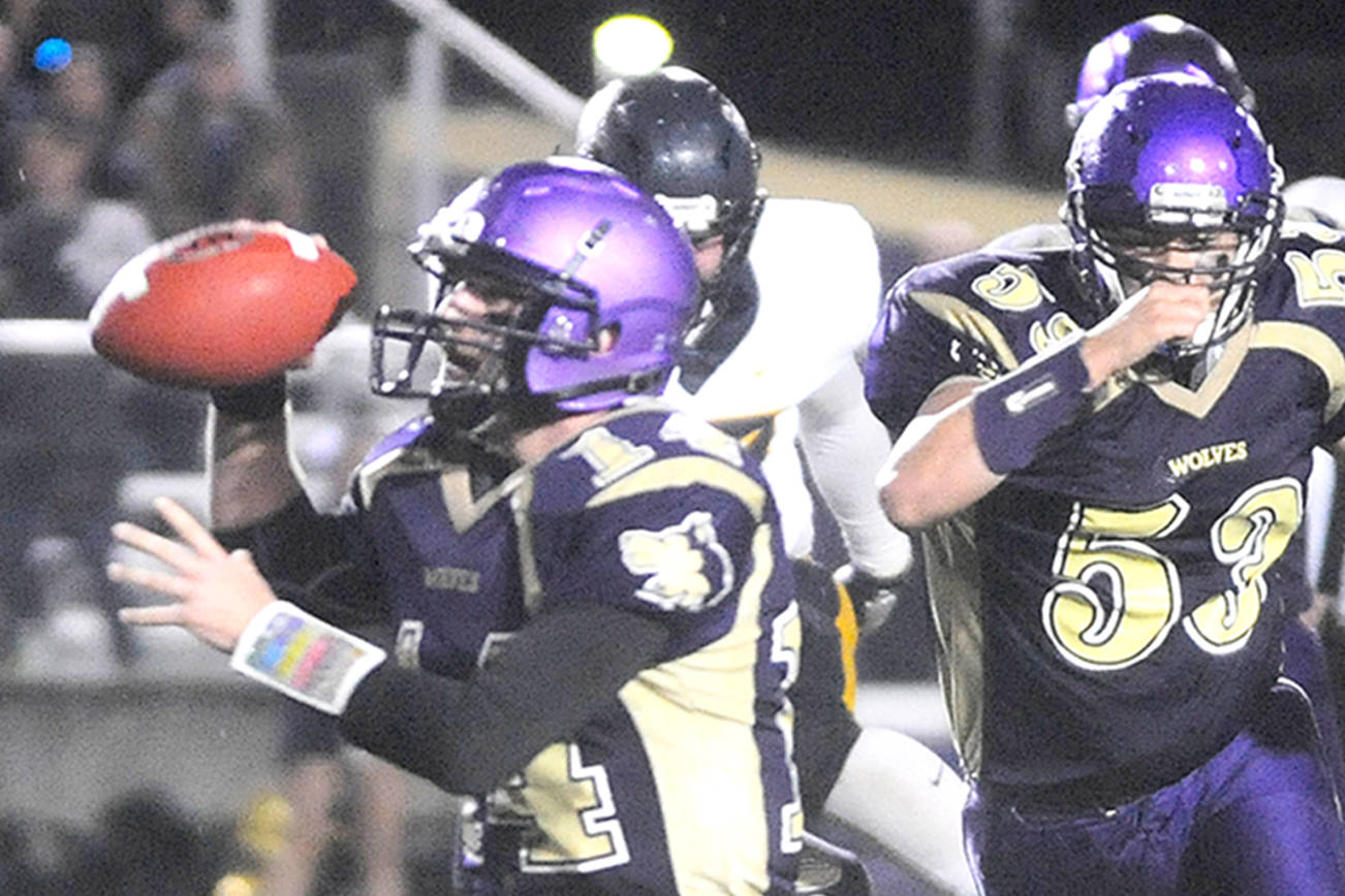 PREP FOOTBALL PICKS: Olympic League play begins for Sequim, Port Angeles
