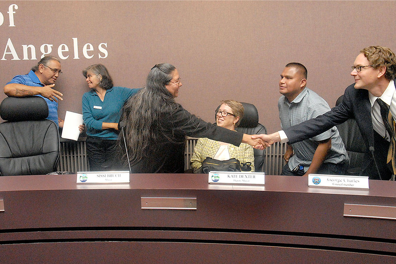 Land sale approved for Port Angeles hotel