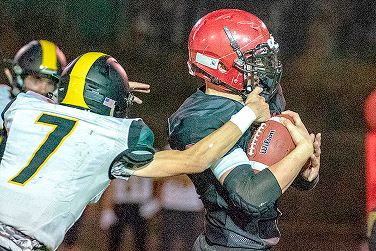 PREP FOOTBALL UPDATE: Port Townsend pounds Vashon; Wiker gets 100th win at Sequim; Olympic blows out Port Angeles
