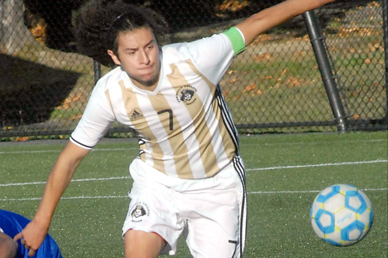 COLLEGE SOCCER: Peninsula’s Serna is North MVP; Pirates’ coaches take top honors