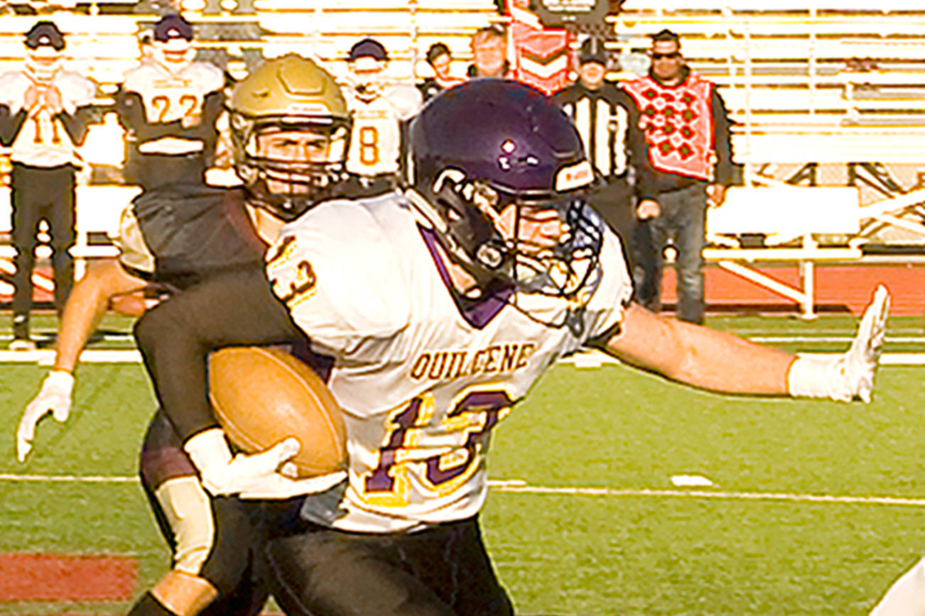 STATE FOOTBALL SEMIFINALS: Quilcene’s Bruner, Reynolds have each other’s backs