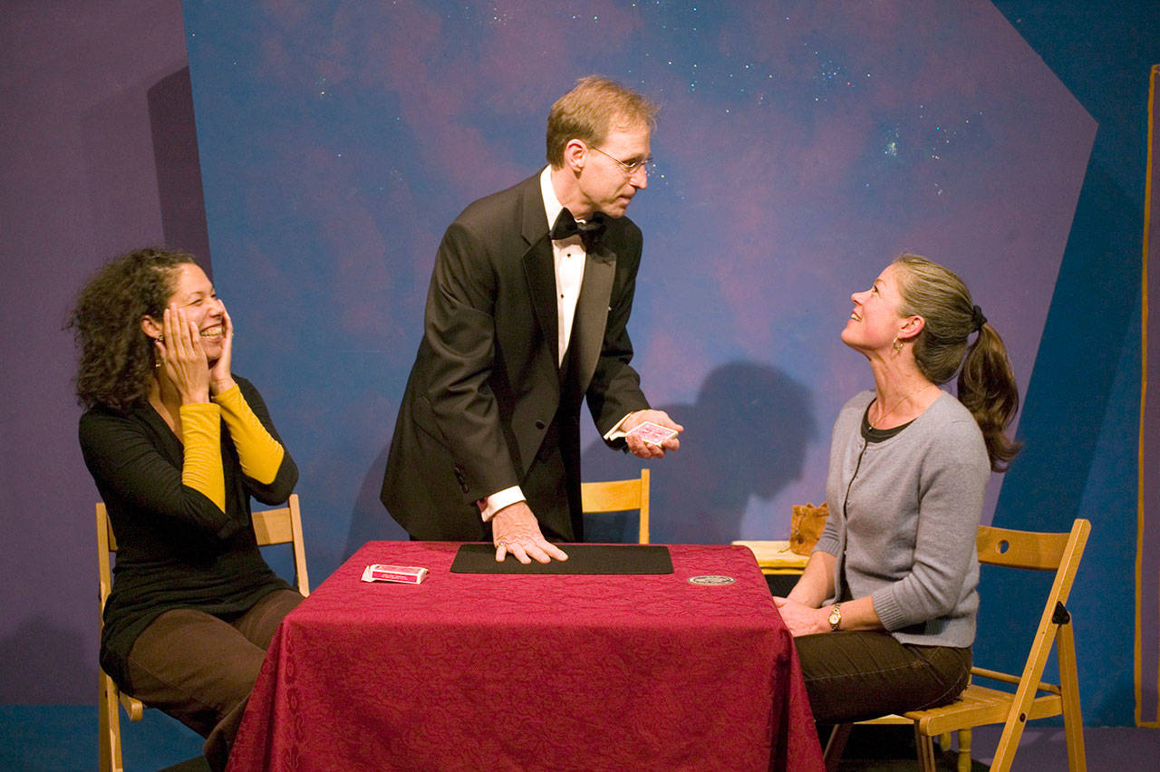 Joey Pipia and two unsuspecting helpers entertain.