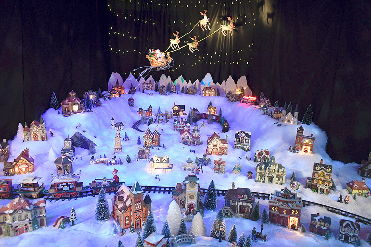 PHOTO: Jolly old elf joins Port Townsend Winter Window