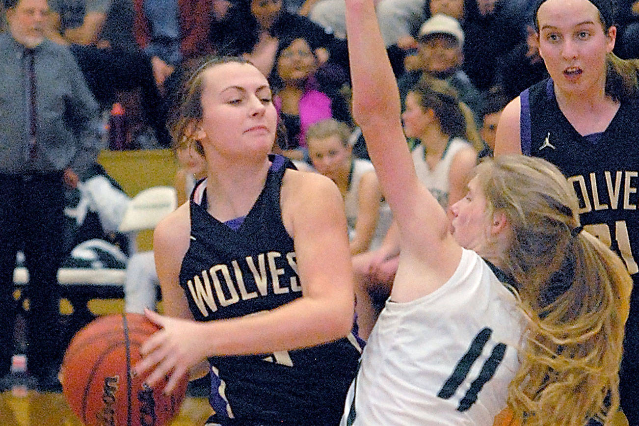 GIRLS BASKETBALL: Port Angeles fends off Sequim in first-place tussle