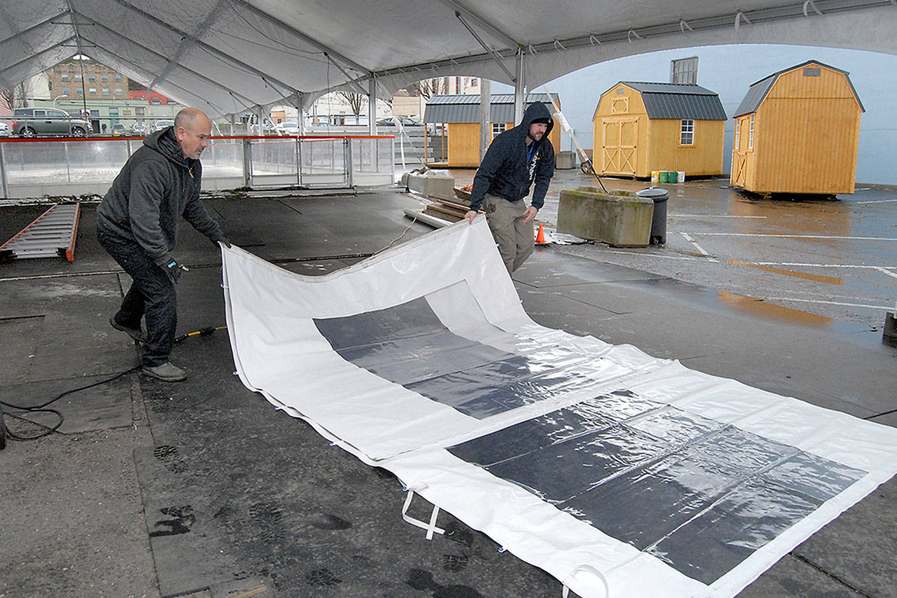 Port Angeles chamber’s skating rink draws thousands