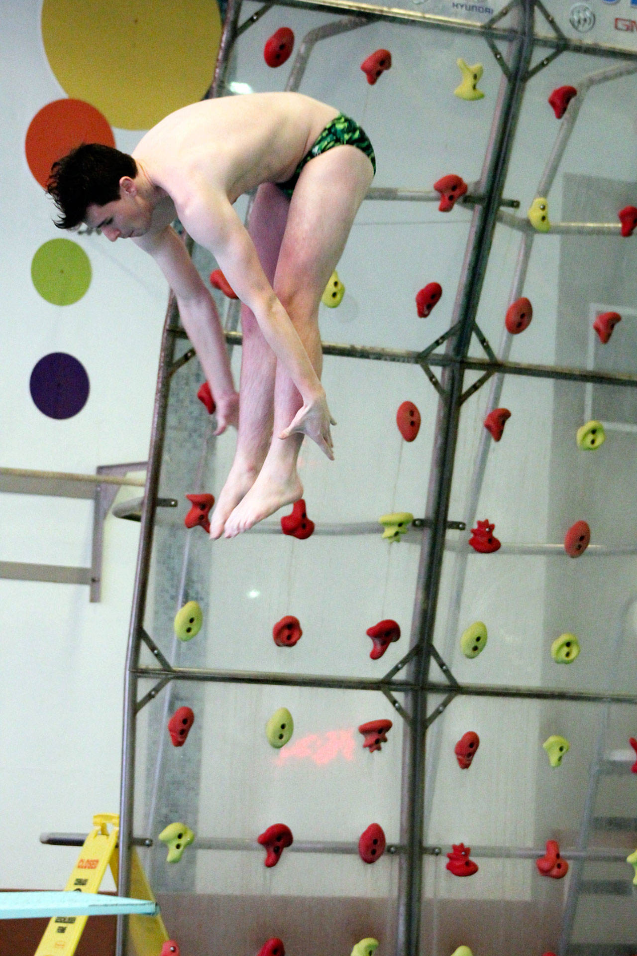 Patty Reifenstahl Port Angeles’ Andrew Methner dives during a swim meet with Bremerton at William Shore Memorial Pool in Port Angeles on Thursday.