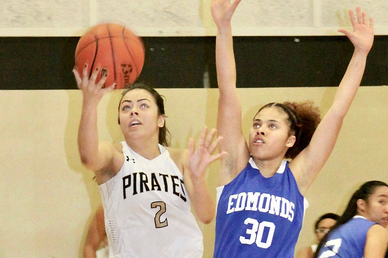 WOMEN’S BASKETBALL: Surging Peninsula wins sixth straight