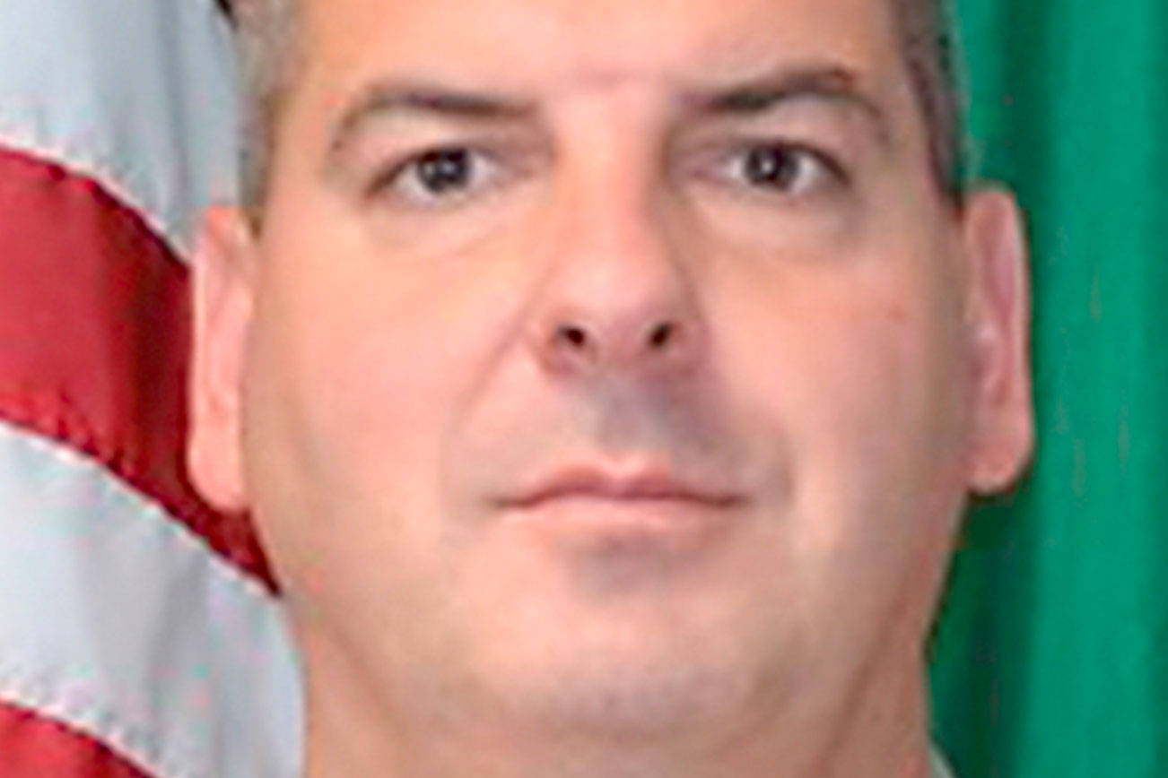 Clallam County deputy disciplined for inappropriate texts with alleged victim of domestic violence