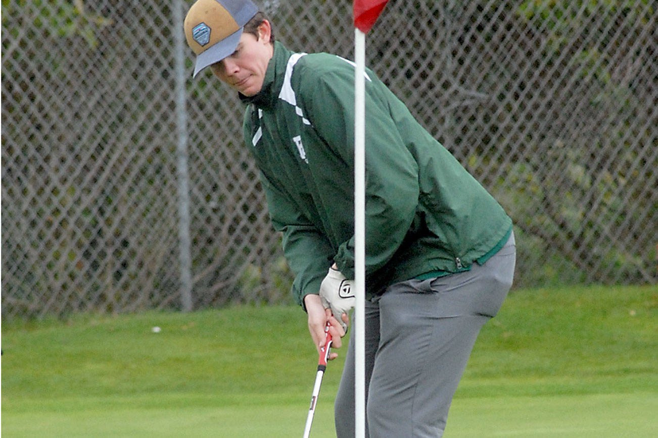 PREP SPORTS ROUNDUP: Port Angeles golfers fall against Klahowya