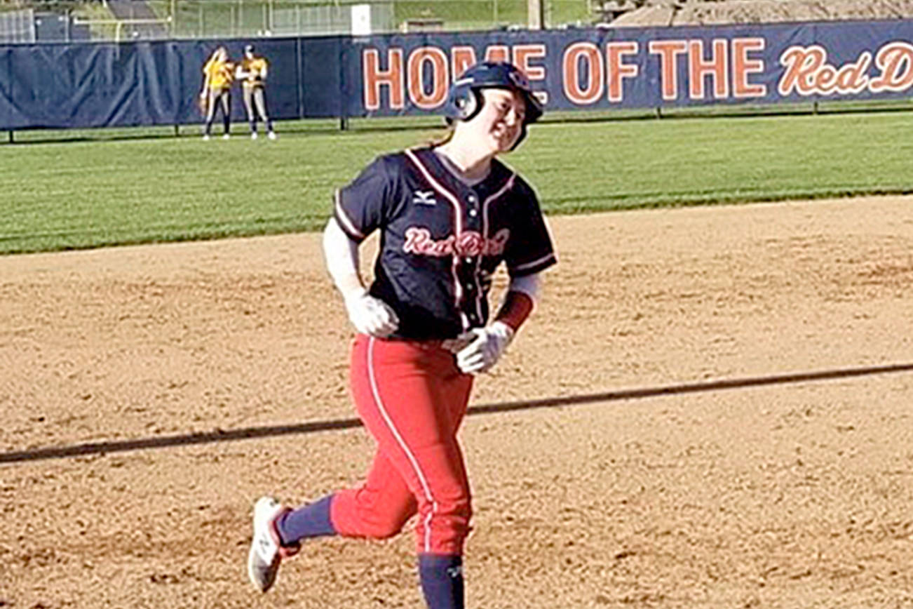 AREA SPORTS BRIEFS: Port Angeles’ Lunt, Wheeler starring for Lower Columbia softball