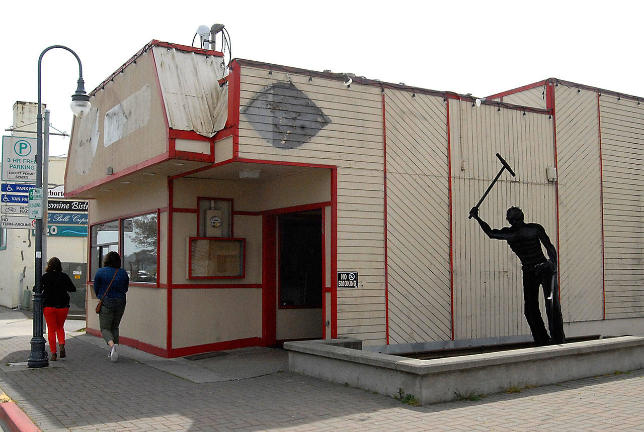 The former Dairy Queen building in the 100 block of East Railroad Avenue on the Port Angeles waterfront will soon become a breakfast sandwich shop and drinking establishment operated by the owner of nearby Barhop Brewing and Artisan Pizza. (Keith Thorpe/Peninsula Daily News)
