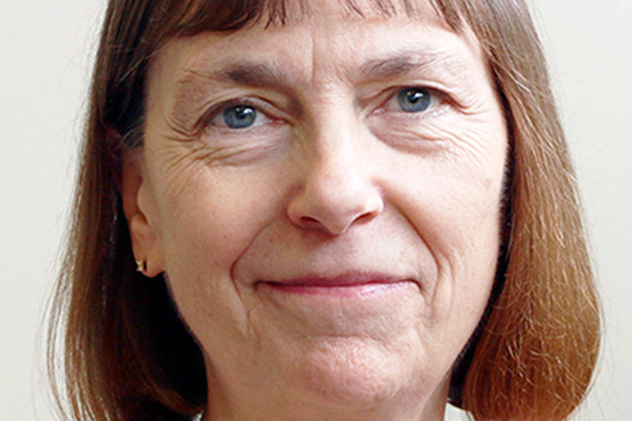 Olympic Medical Center honors employee with Leadership Award