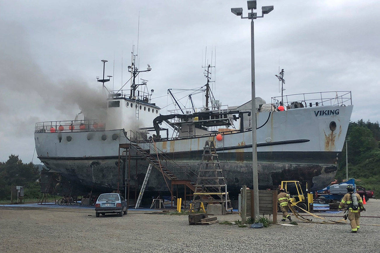 PHOTO: Boat avoids damage in Port Townsend fire