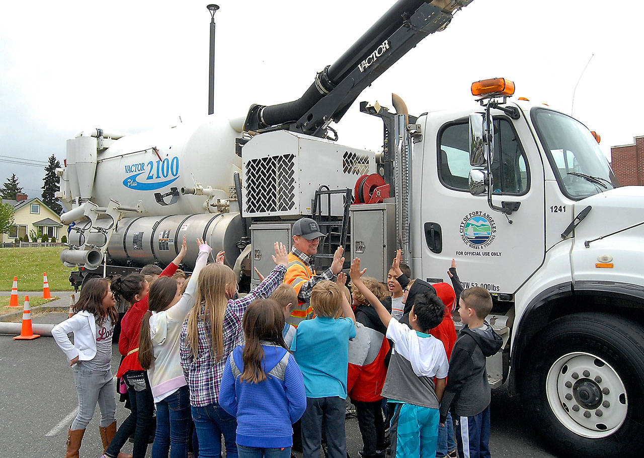 (Keith Thorpe/Peninsula Daily News)