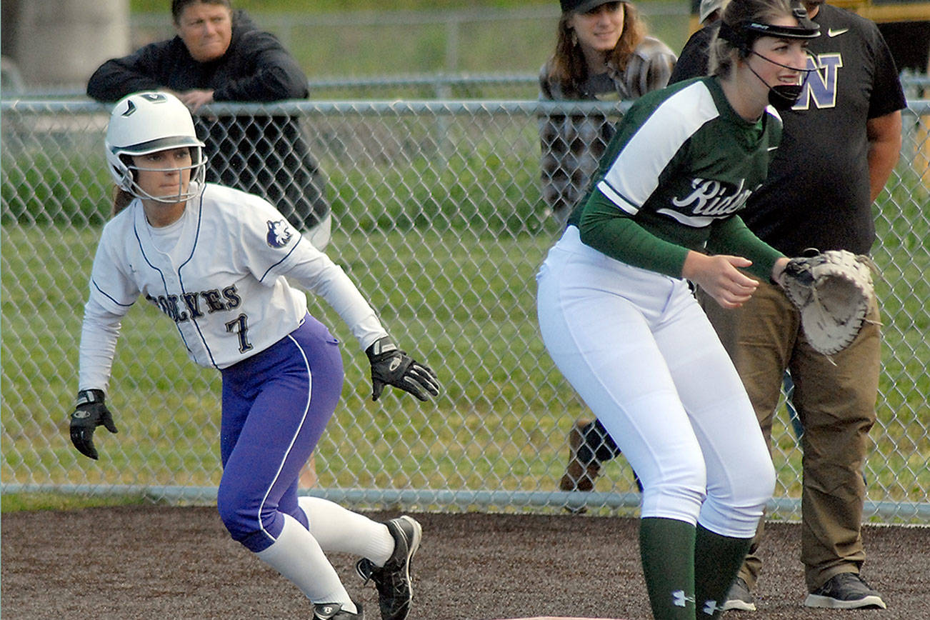 STATE SOFTBALL: Sequim’s Dennis a menace to opponents