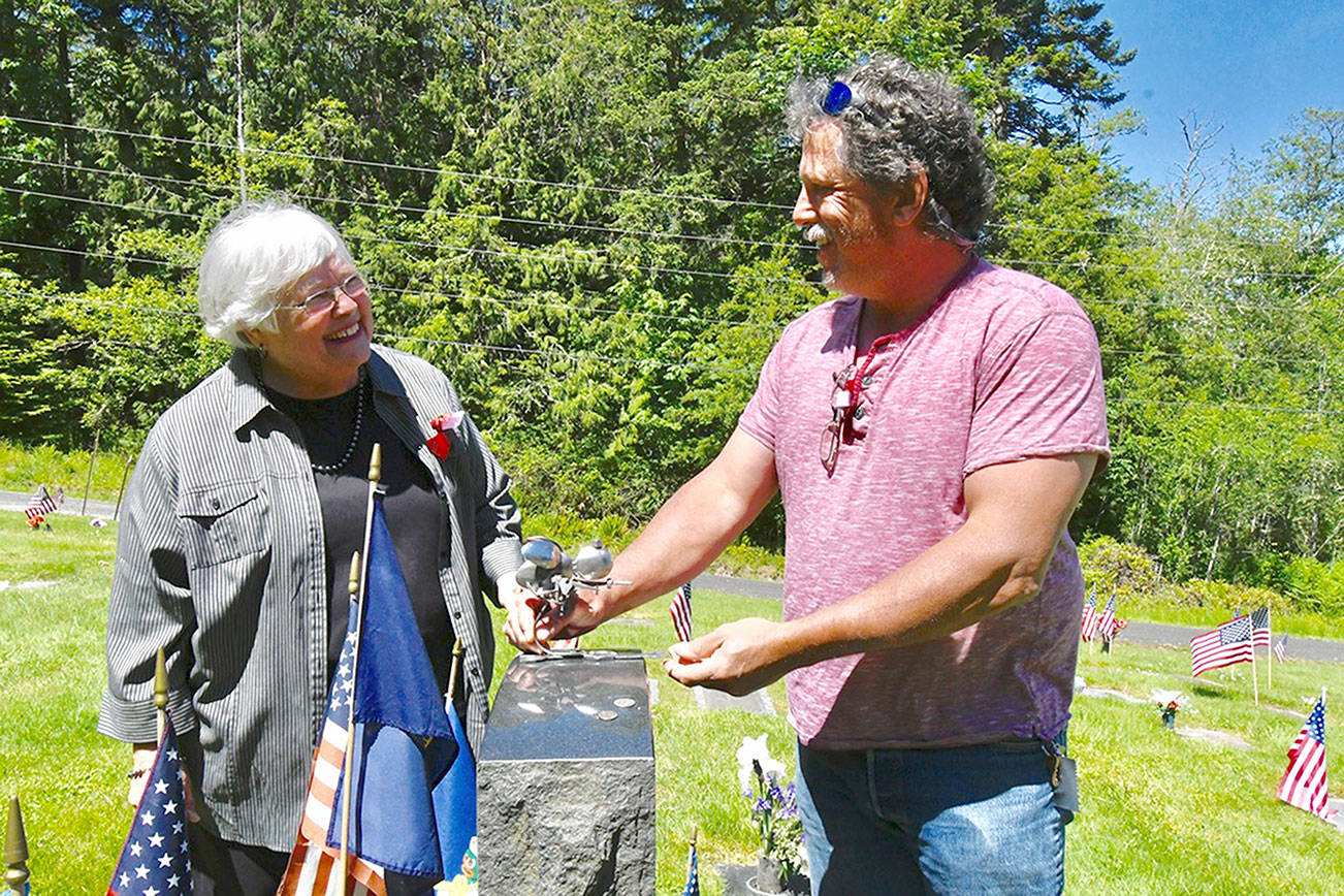 ‘Lasting tribute’: Gardiner Cemetery hosts Memorial Day event
