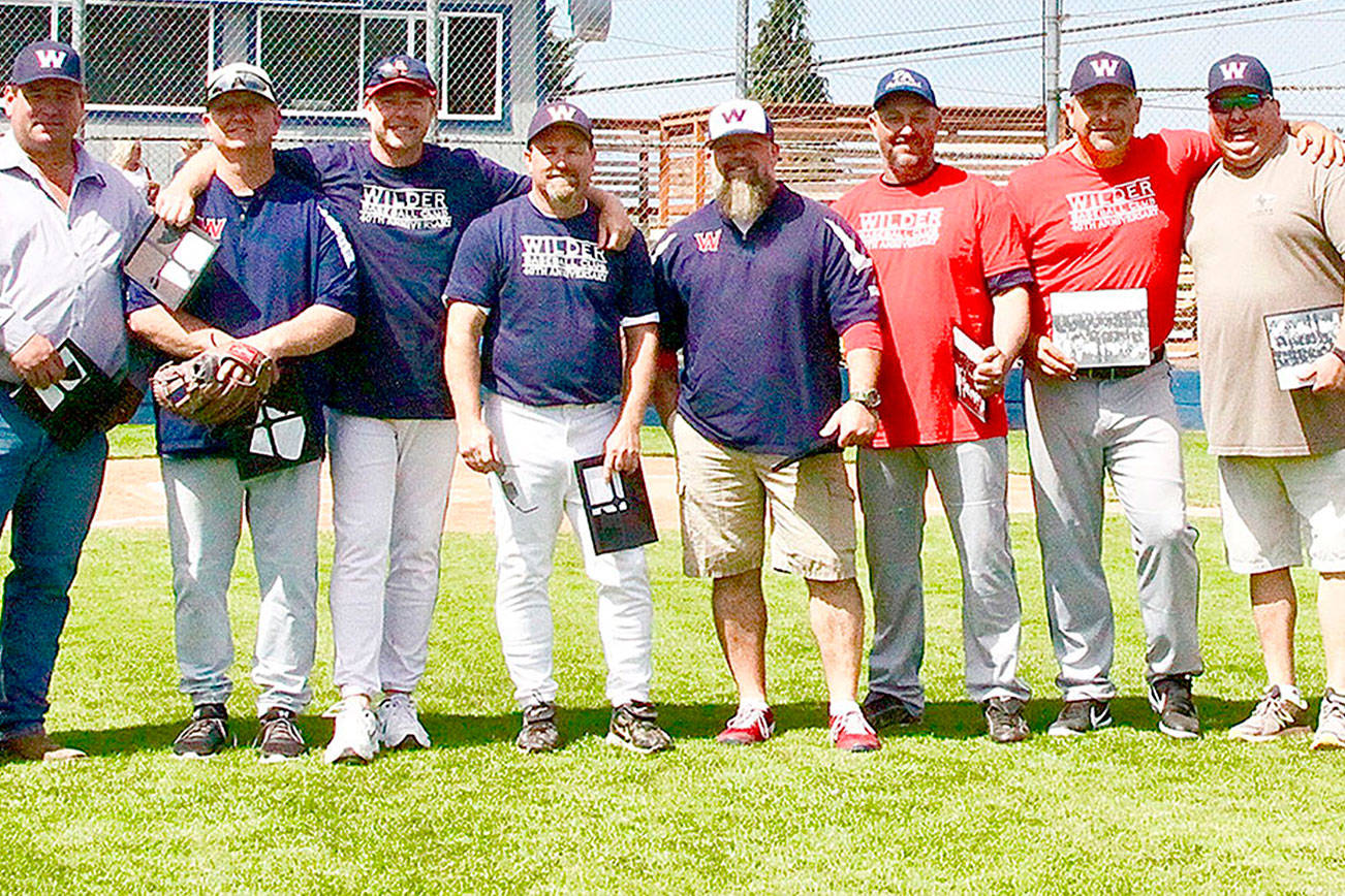 ALUMNI GAME: 1987 Aggies come back together on the diamond