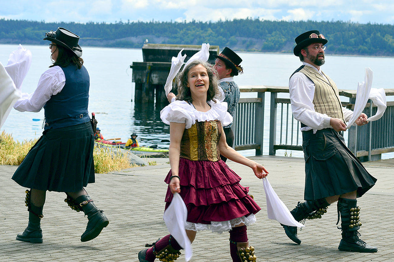 YouTube sensation highlights steampunk festival