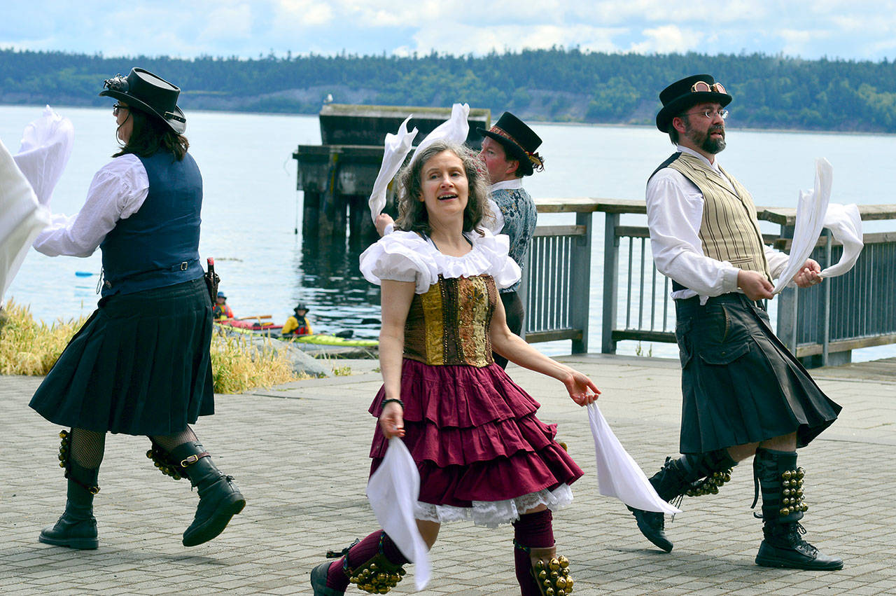 The Sound and Fury Morris Dancers from Seattle brought out the sunshine at the 2018 Steampunk Festival in Port Townsend. (Diane Urbani de la Paz/for Peninsula Daily News)
