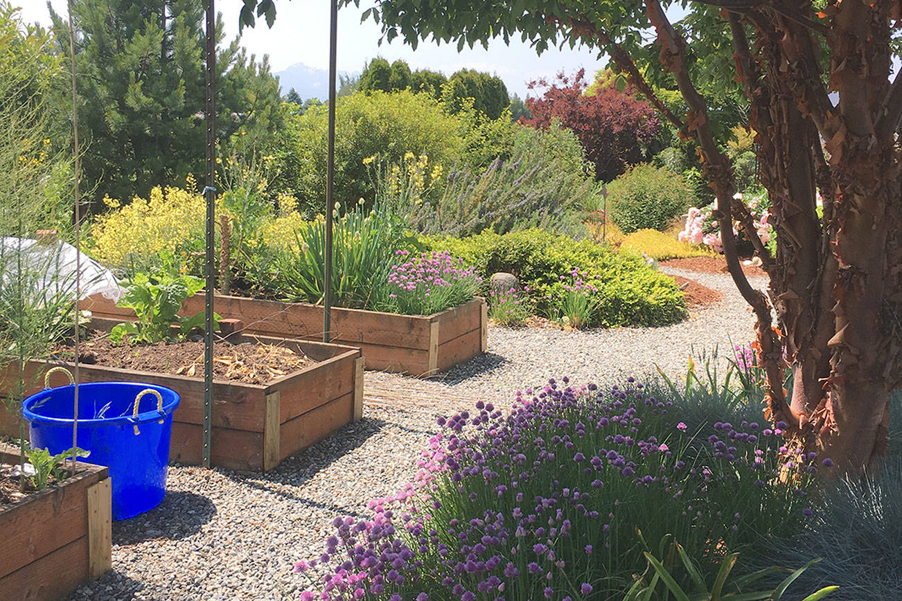 Annual Petals and Pathways tour set for Saturday