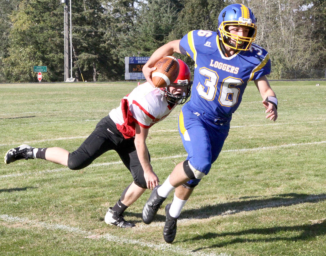 Crescent’s Eric Emery returns as the Loggers’ starting quarterback this season. (Dave Logan/for Peninsula Daily News)