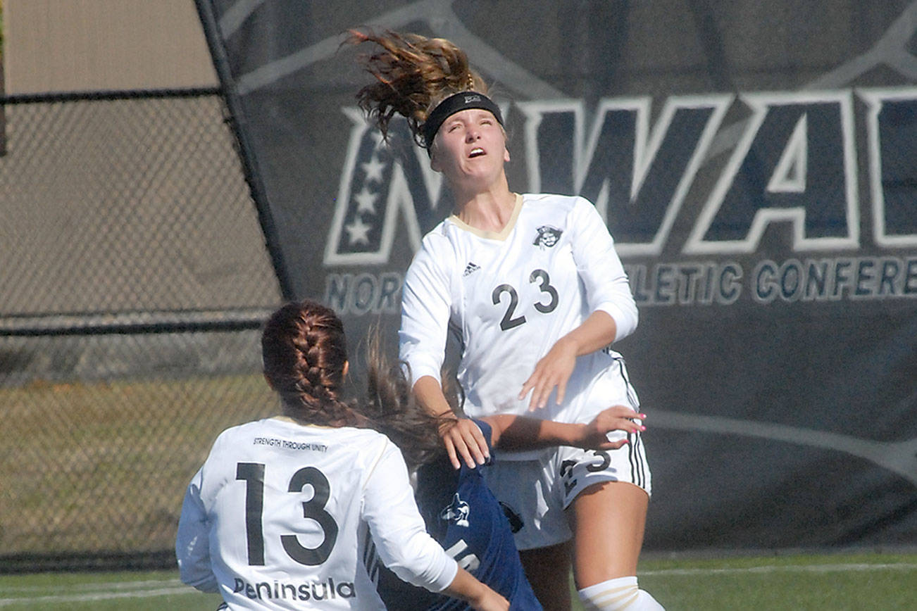 COLLEGE SOCCER: Peninsula women prove they are still the team to beat