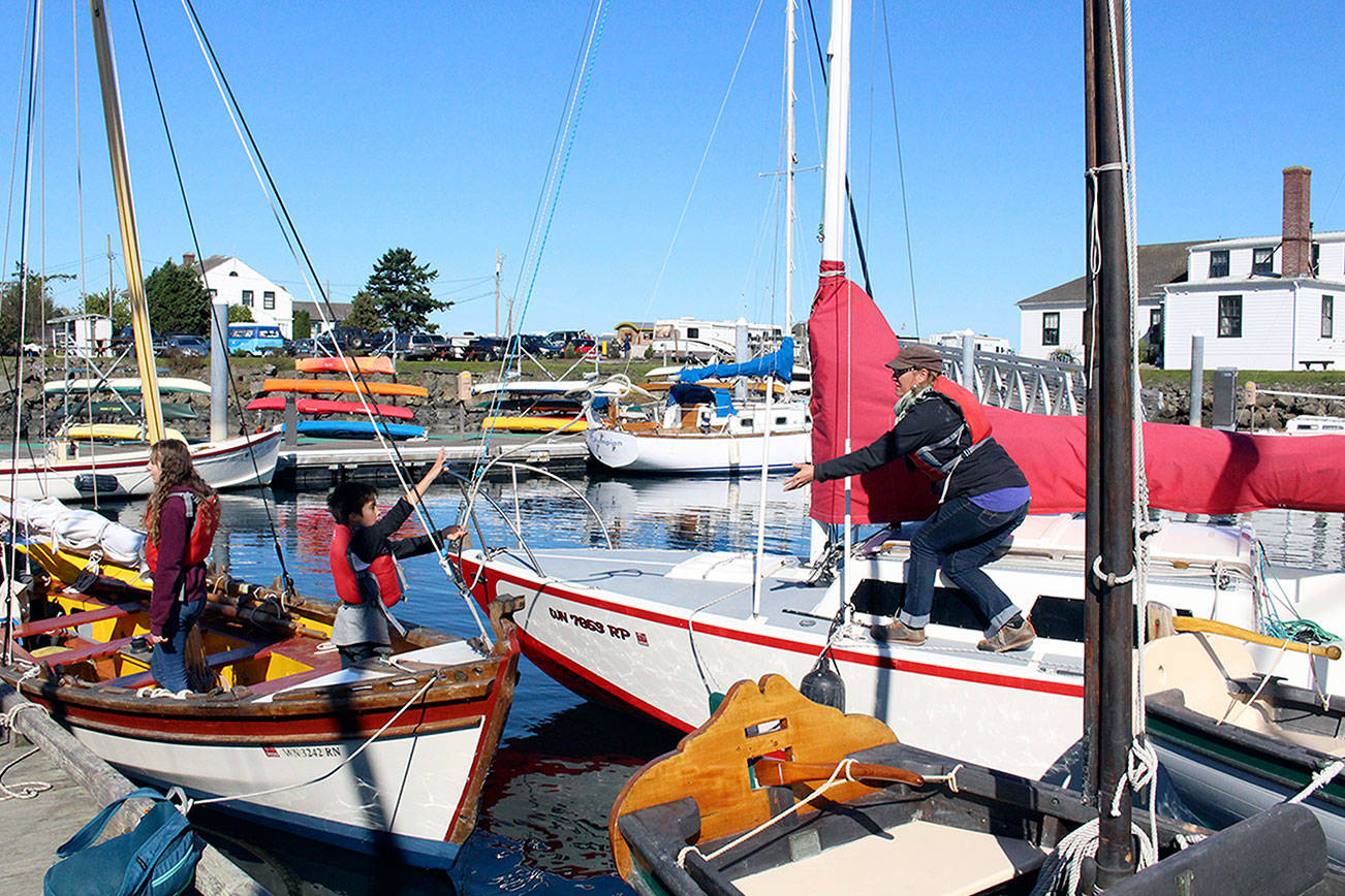 Throw me a line: Students team up in Port Townsend