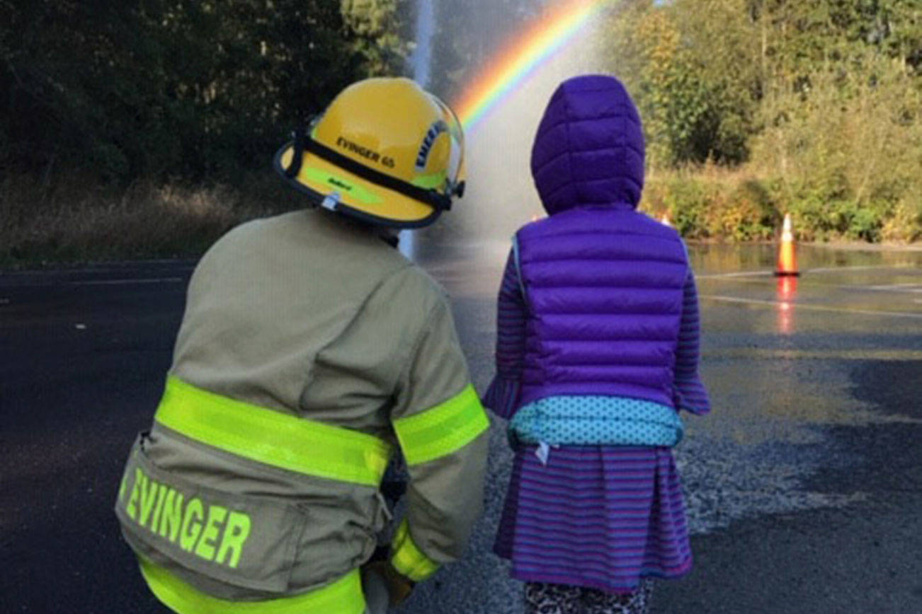 Firefighters hold training day with Crescent School kids