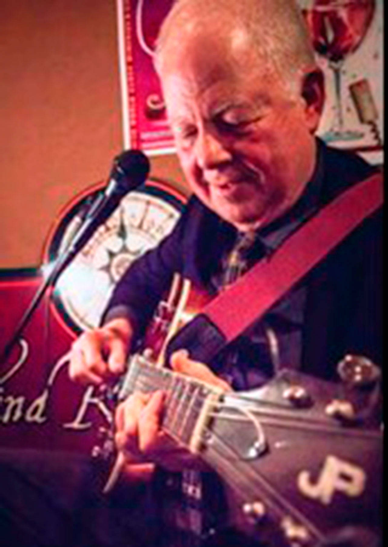 Jason Popelka will perform original and cover songs Tuesday at St. Luke’s Episcopal Church’s Music Live at One.